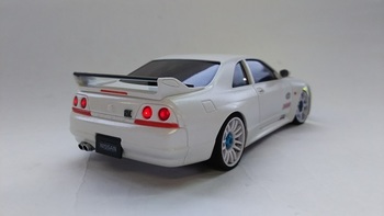R33W&B (3).JPG